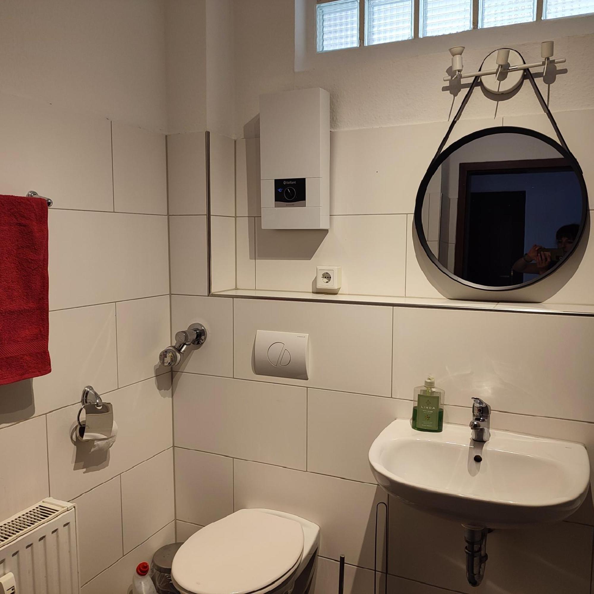 Ferienwohnung Monteurwohnung Messewohnung Duisburg Sued Grenze Duesseldorf 6 Personen Esterno foto