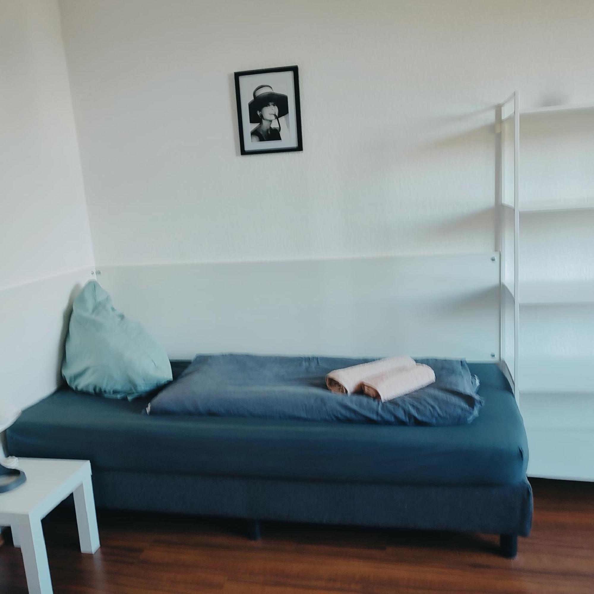 Ferienwohnung Monteurwohnung Messewohnung Duisburg Sued Grenze Duesseldorf 6 Personen Esterno foto